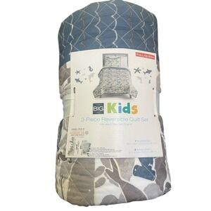 The Big One Kids Reversible Shark Quilt Set Full/Queen Blanket & 2 Sham Nautical